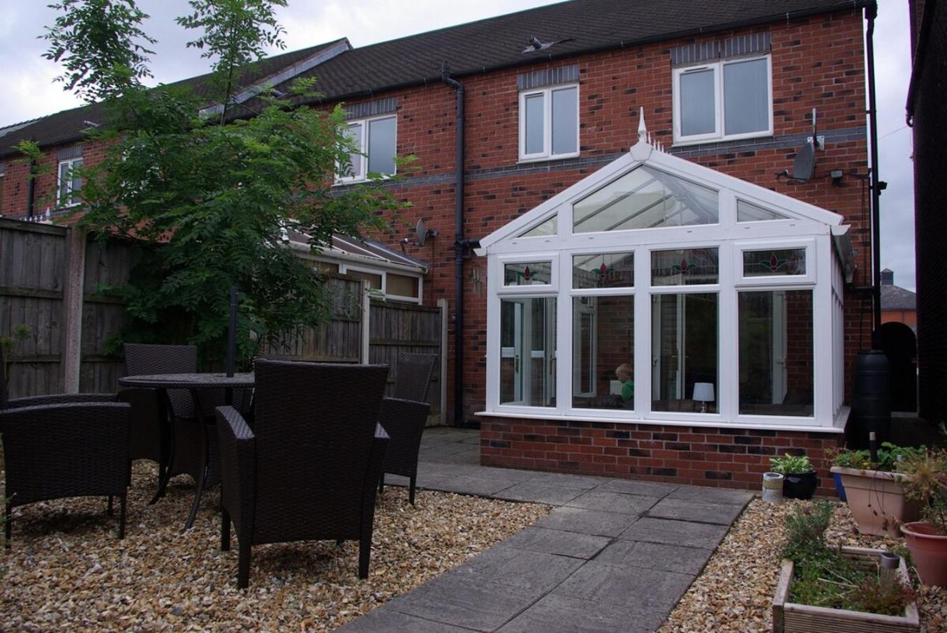 Portland Mews - 3 Bed Holiday Home By Premier Serviced Accommodation Leek Exterior photo